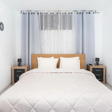 Paradise Sea View אדחה