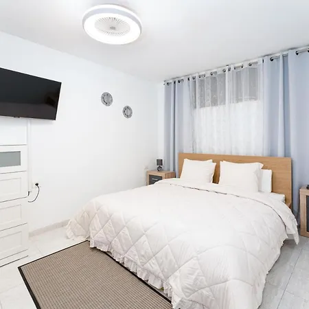 דירה Paradise Sea View אדחה